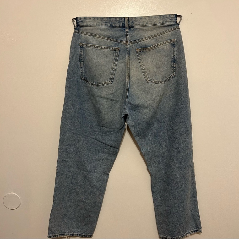 H&M • Rigid Distressed Jeans - Picture 7 of 8